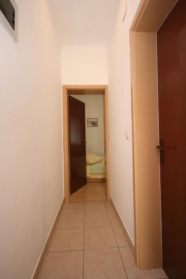 Apartments And Rooms With Parking Space Mandre, Pag - 6309 Kolan Zewnętrze zdjęcie