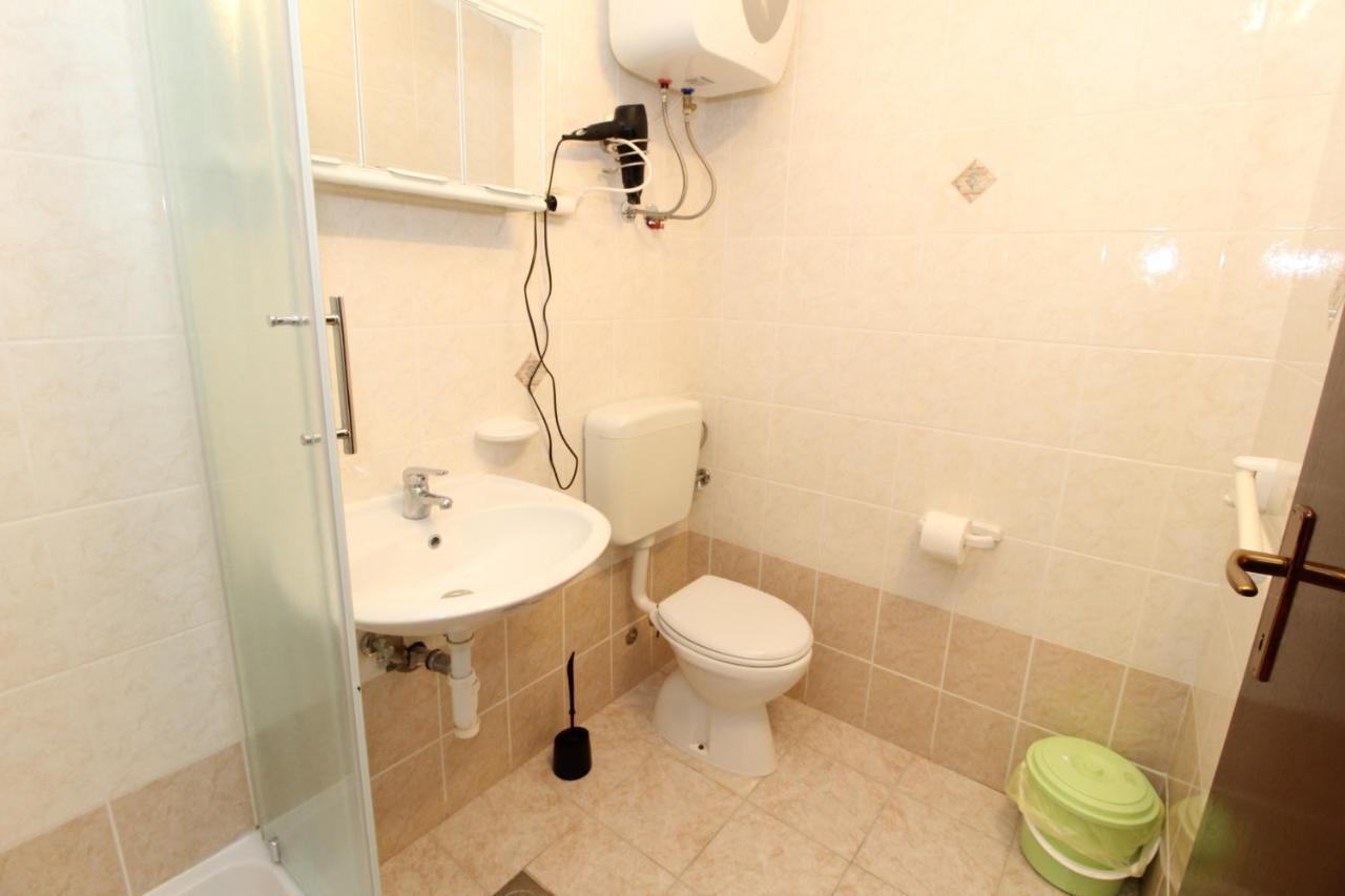 Apartments And Rooms With Parking Space Mandre, Pag - 6309 Kolan Zewnętrze zdjęcie
