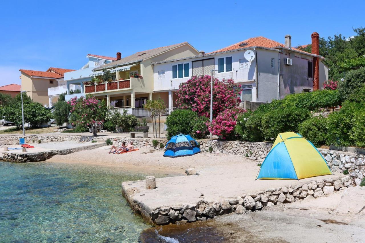 Apartments And Rooms With Parking Space Mandre, Pag - 6309 Kolan Zewnętrze zdjęcie